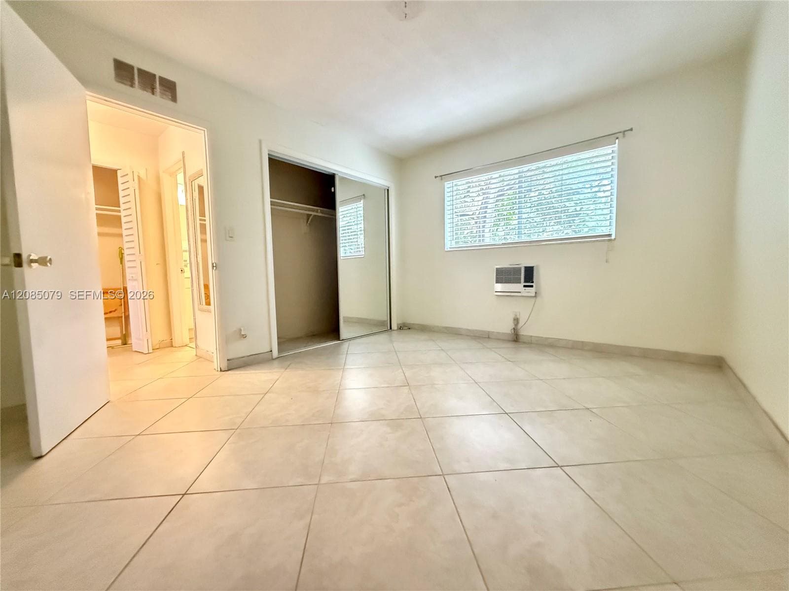 RONOLA APTS CONDO · #7 in Dania Beach - Photo 10