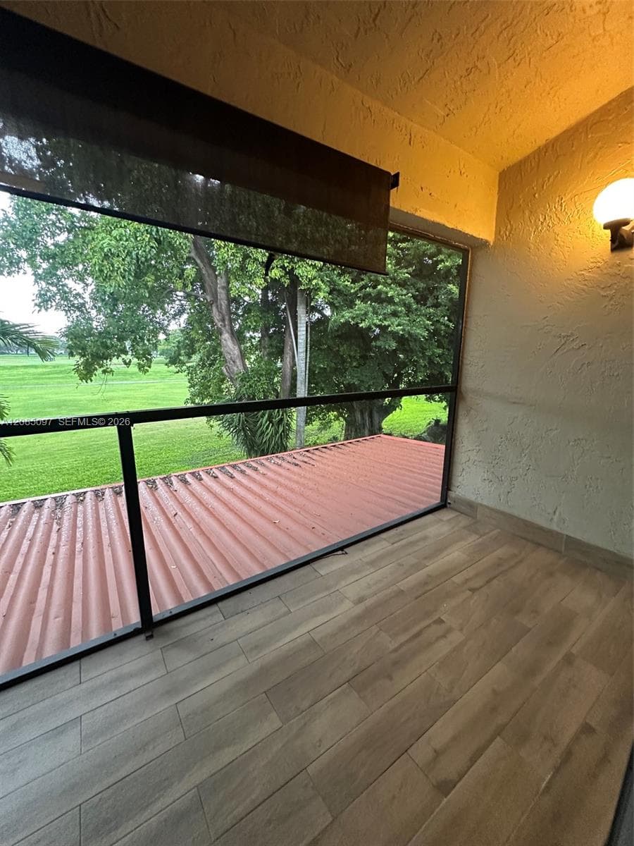 14357 Kendale Lakes Cir #14357 photo 40