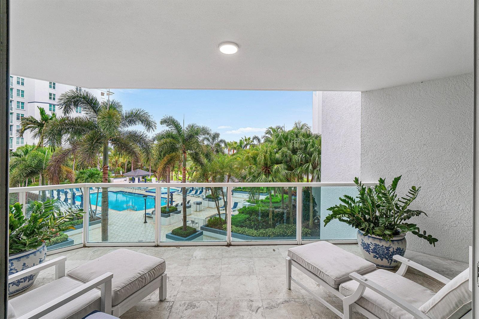 550 SE Mizner Blvd B309 Boca Raton FL 33