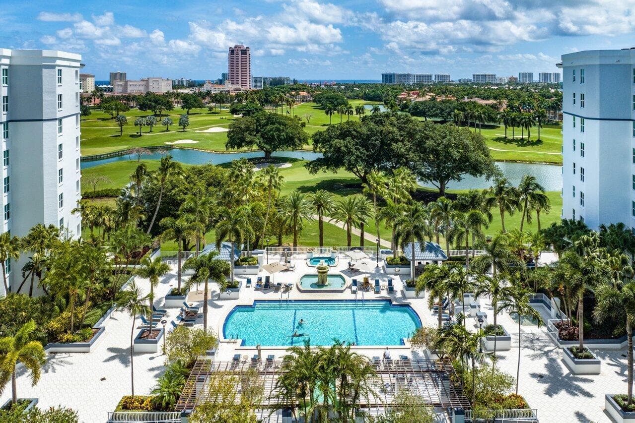 550 SE Mizner Blvd B309 Boca Raton FL 33