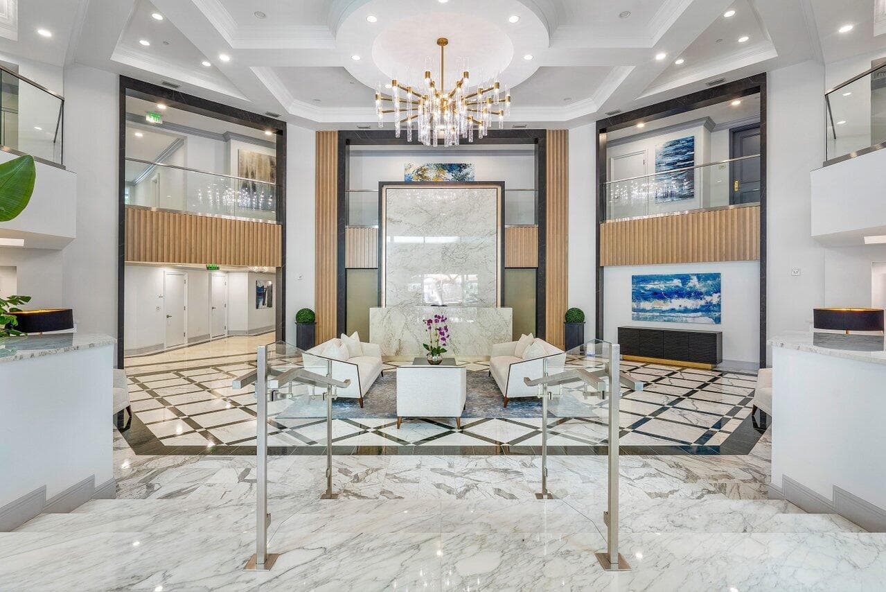 550 SE Mizner Blvd B309 Boca Raton FL 33