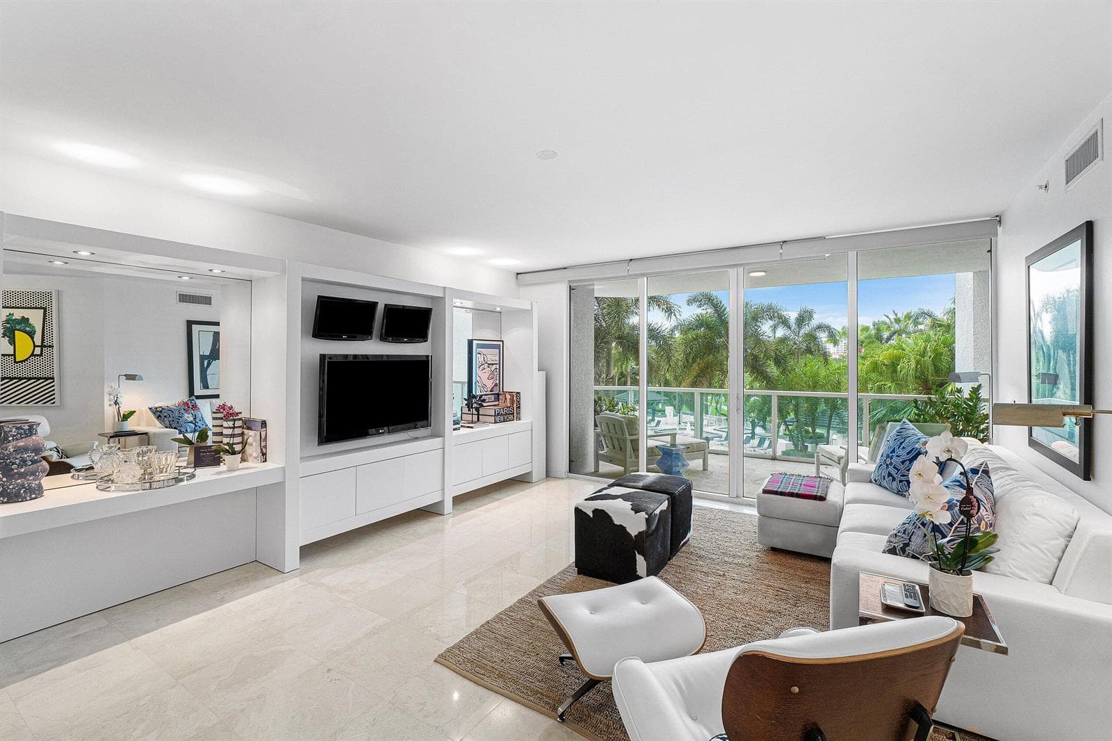 550 SE Mizner Blvd B309 Boca Raton FL 33