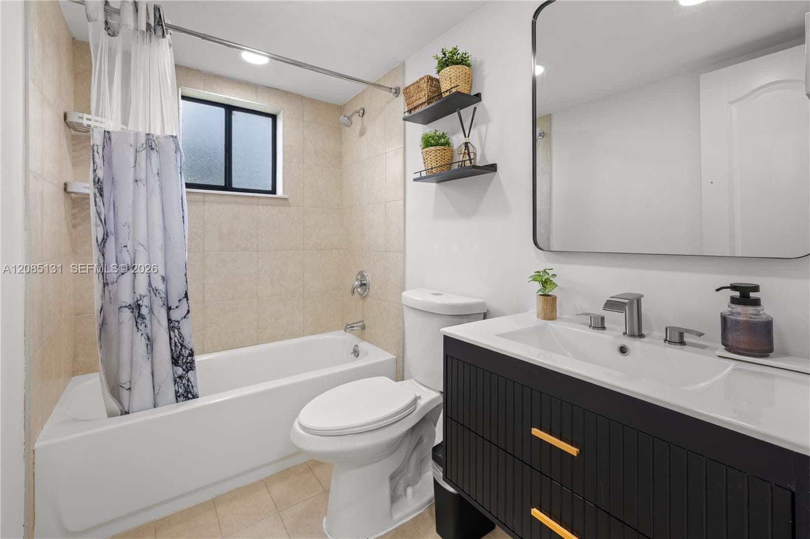 THE HORIZONS WEST CONDO · #107 in Miami - Photo 15
