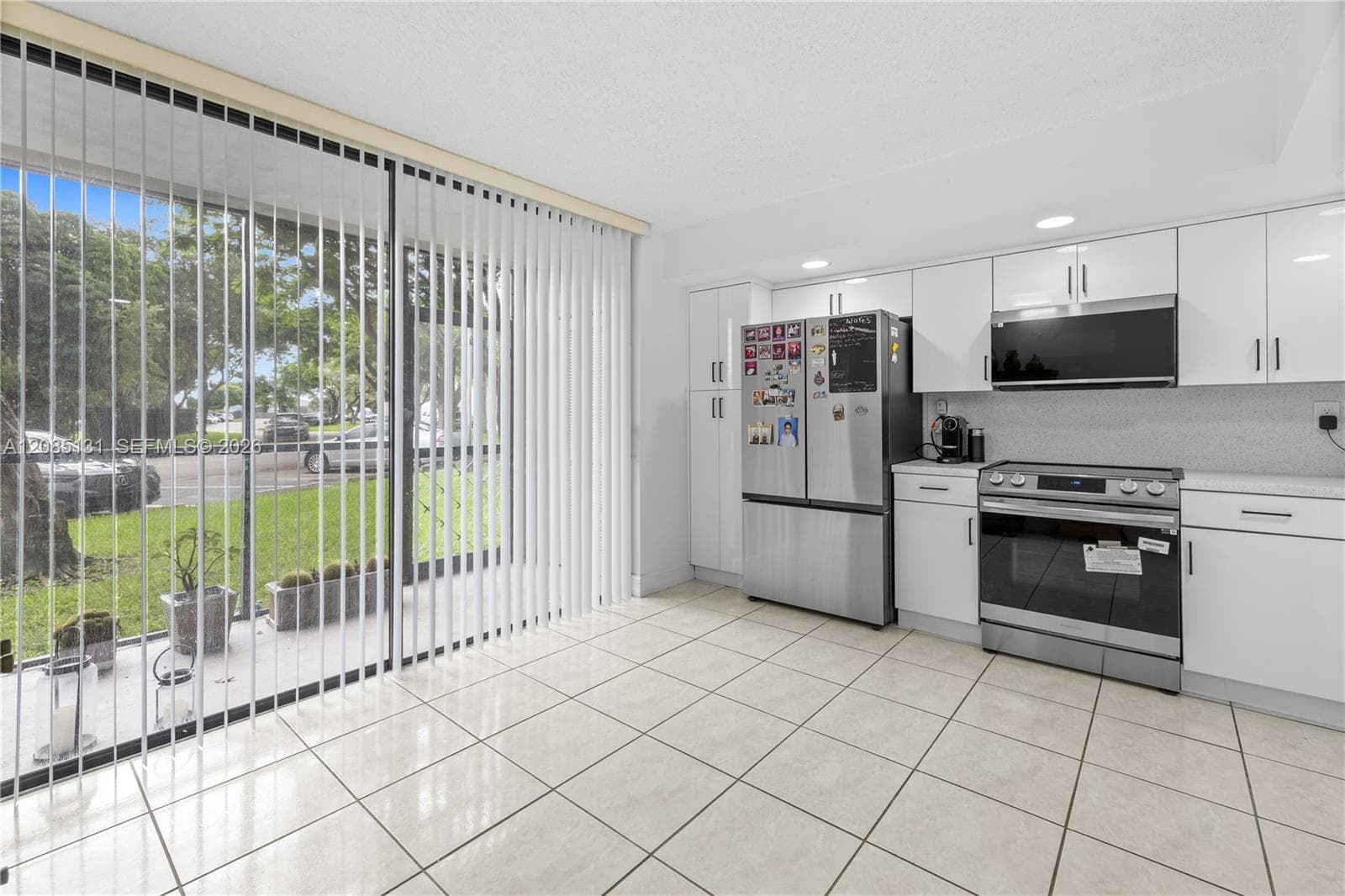 THE HORIZONS WEST CONDO · #107 in Miami - Photo 4
