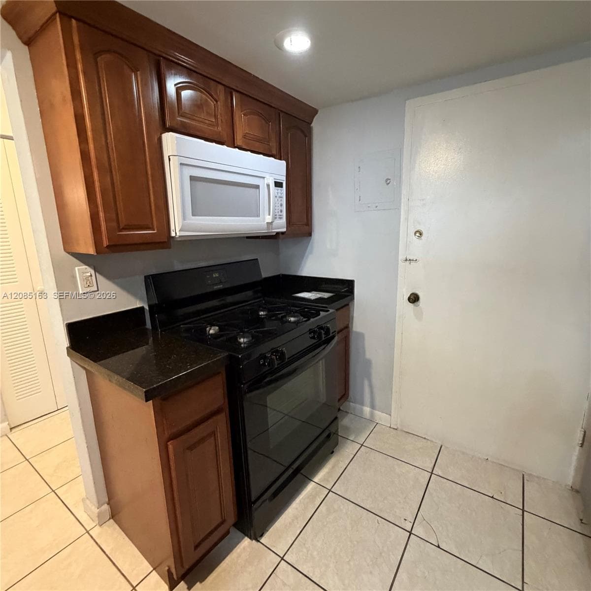 PORTALAGRE BUILDING CONDO · #307 in North Miami Beach - Photo 16