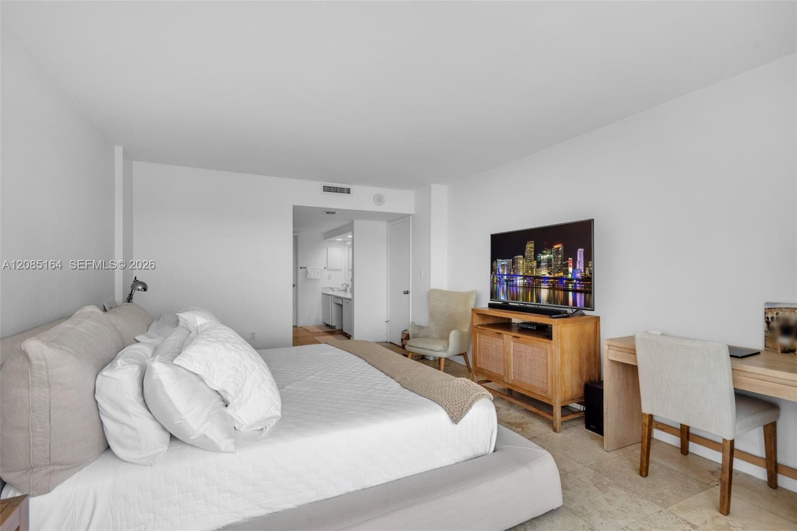 Commodore Club South · #310 in Key Biscayne - Photo 22