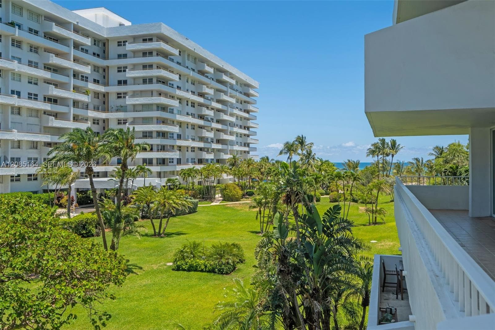 Commodore Club South · #310 in Key Biscayne - Photo 19