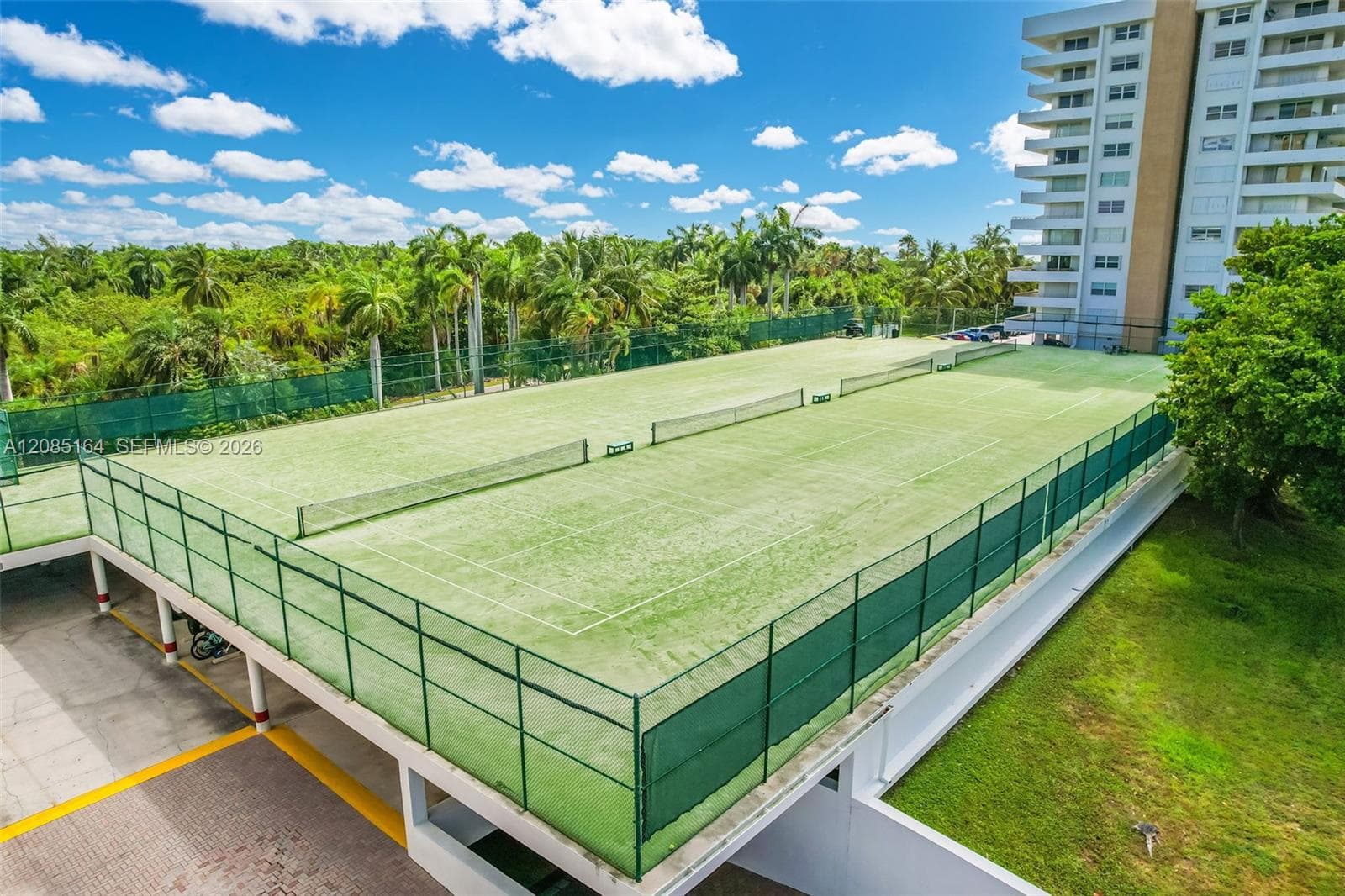 Commodore Club South · #310 in Key Biscayne - Photo 44
