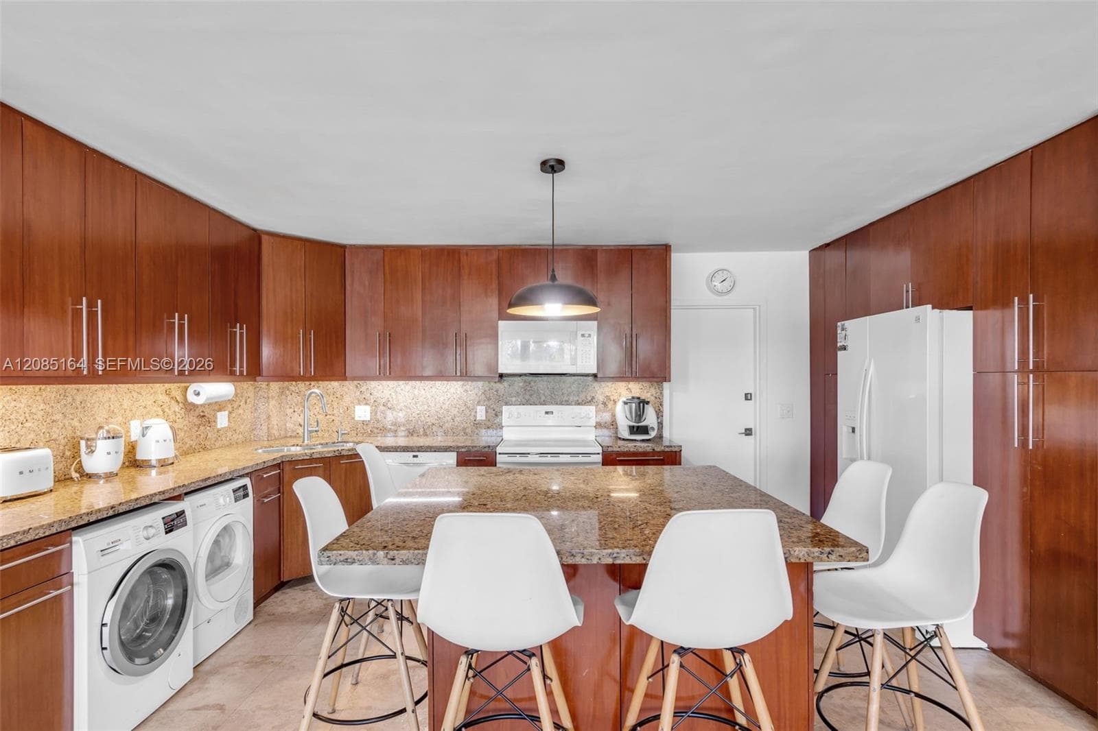 Commodore Club South · #310 in Key Biscayne - Photo 8