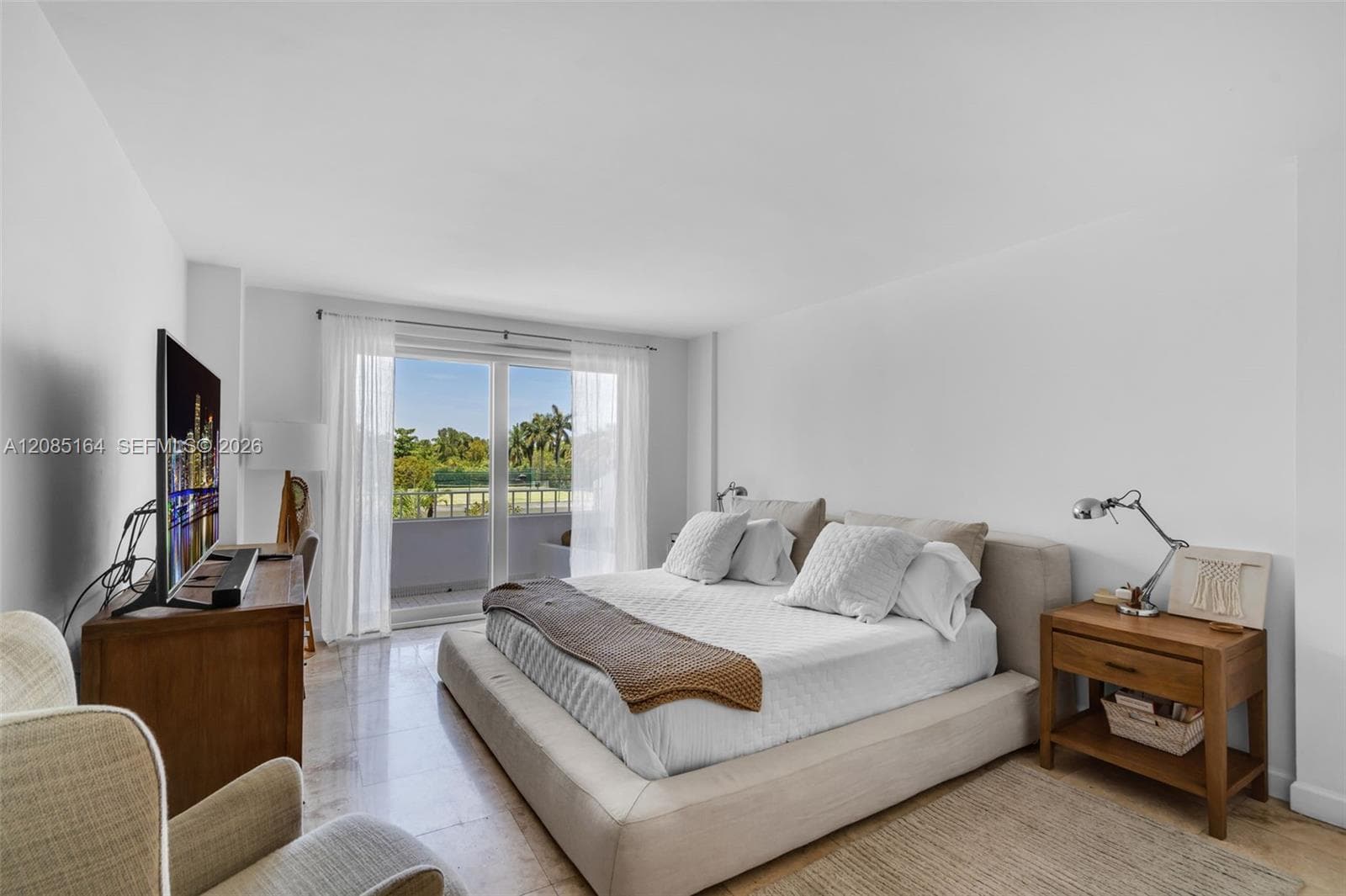 Commodore Club South · #310 in Key Biscayne - Photo 21