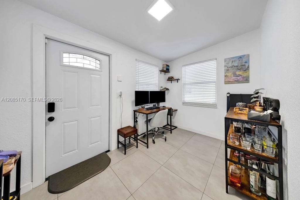 2020 Rutland St photo 7