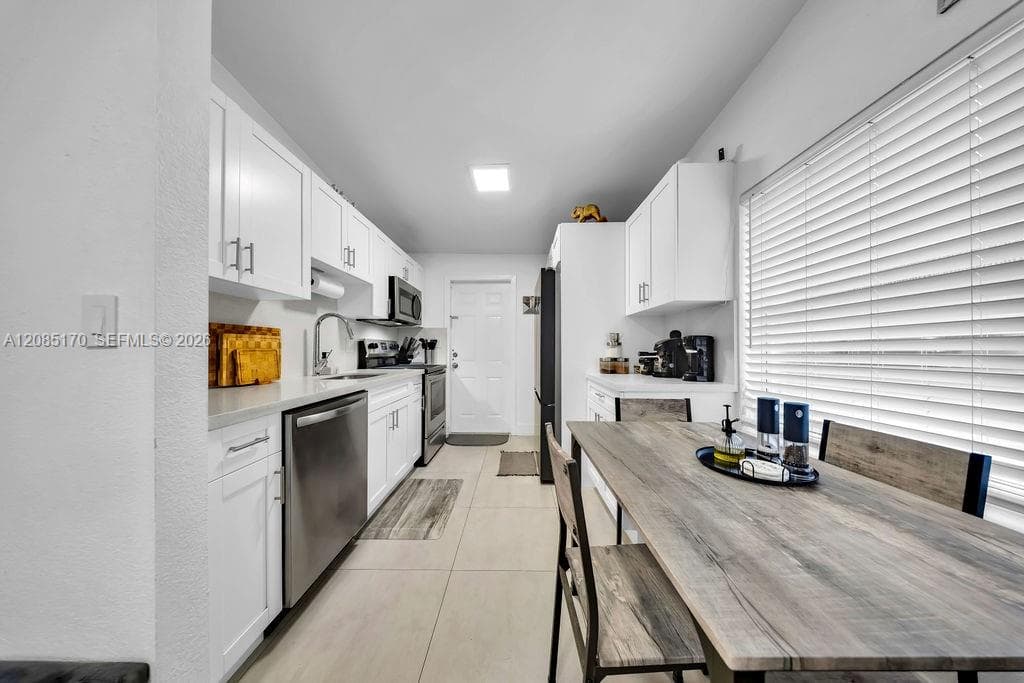 2020 Rutland St photo 14