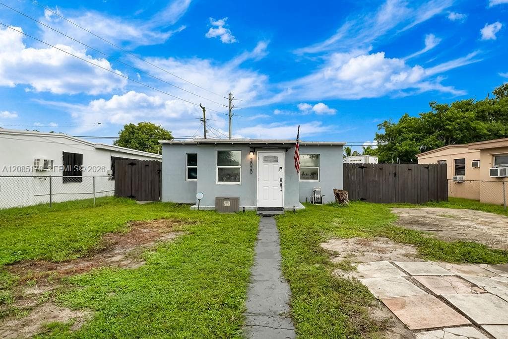 2020 Rutland St photo 41