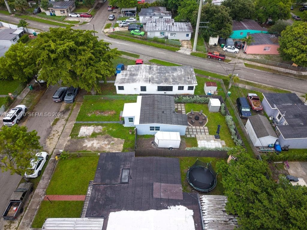 2020 Rutland St photo 31
