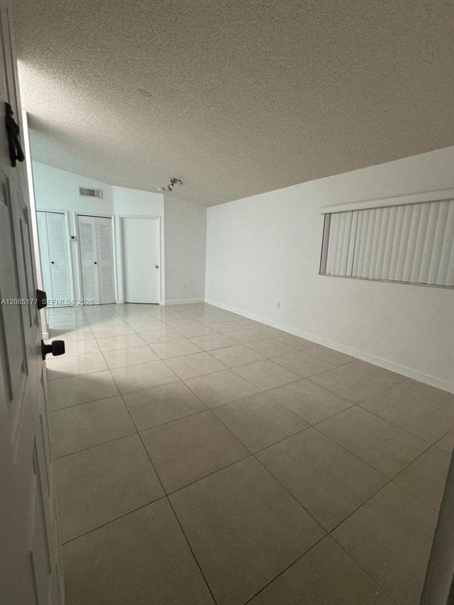 Point Lake Condo · #207 in Miami - Photo 9