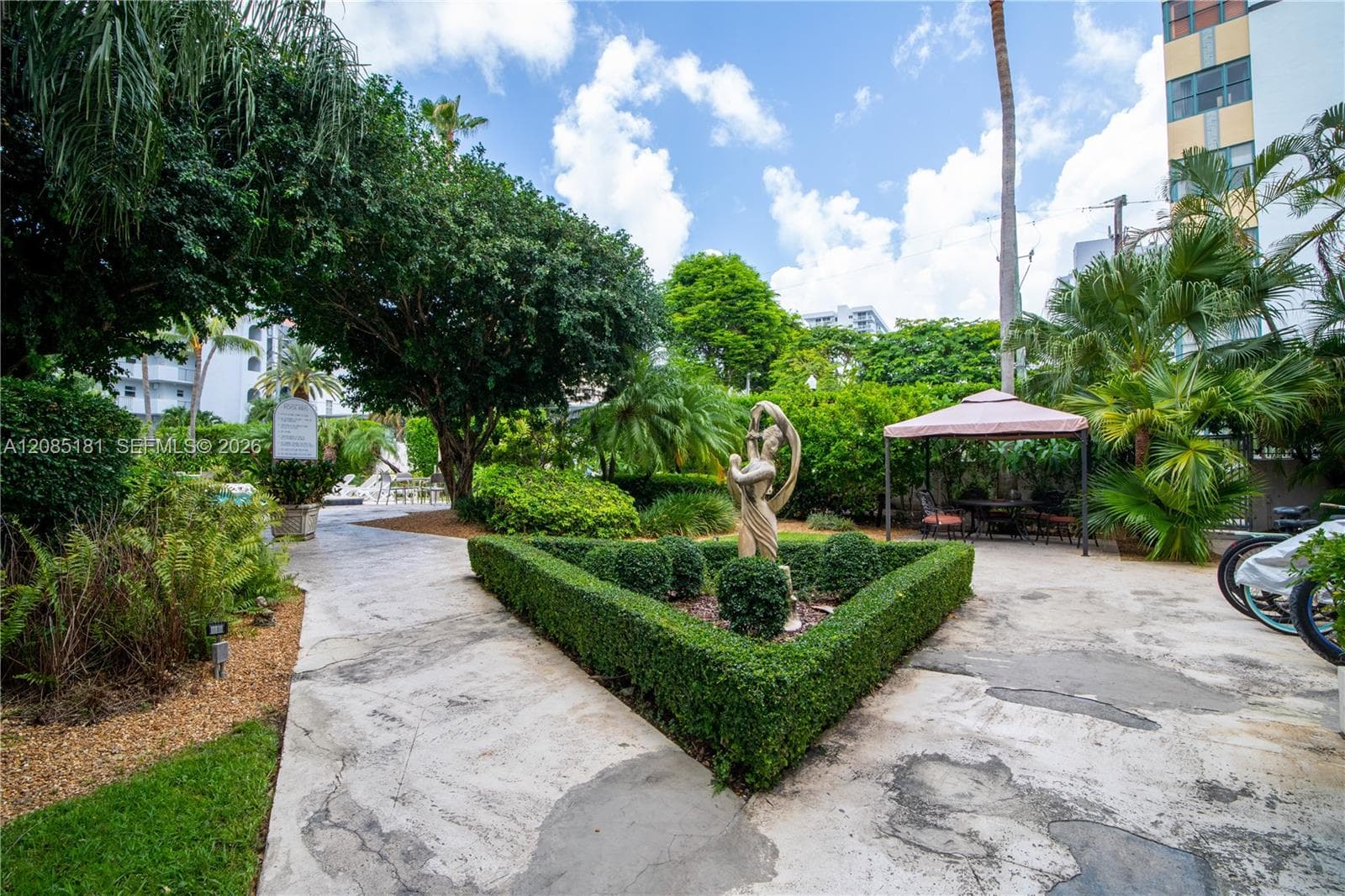 THE MANTELL CONDO · #436 in Miami Beach - Photo 12