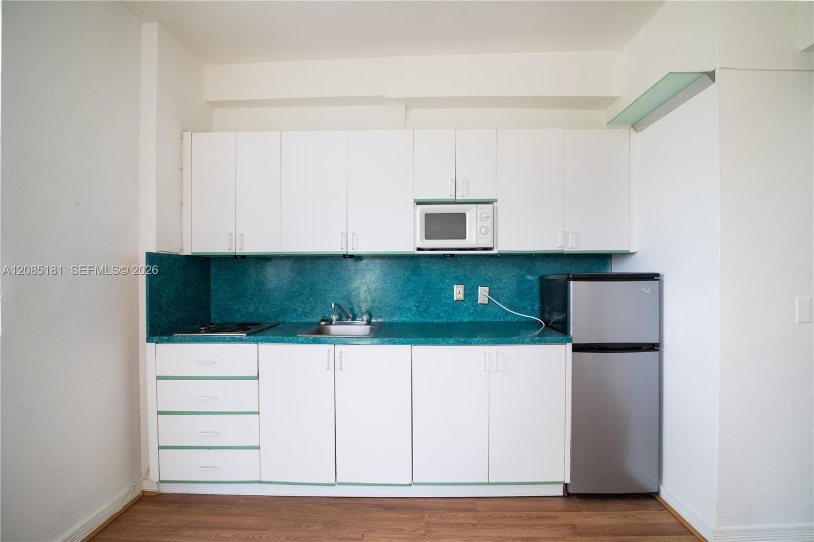 THE MANTELL CONDO · #436 in Miami Beach - Photo 3