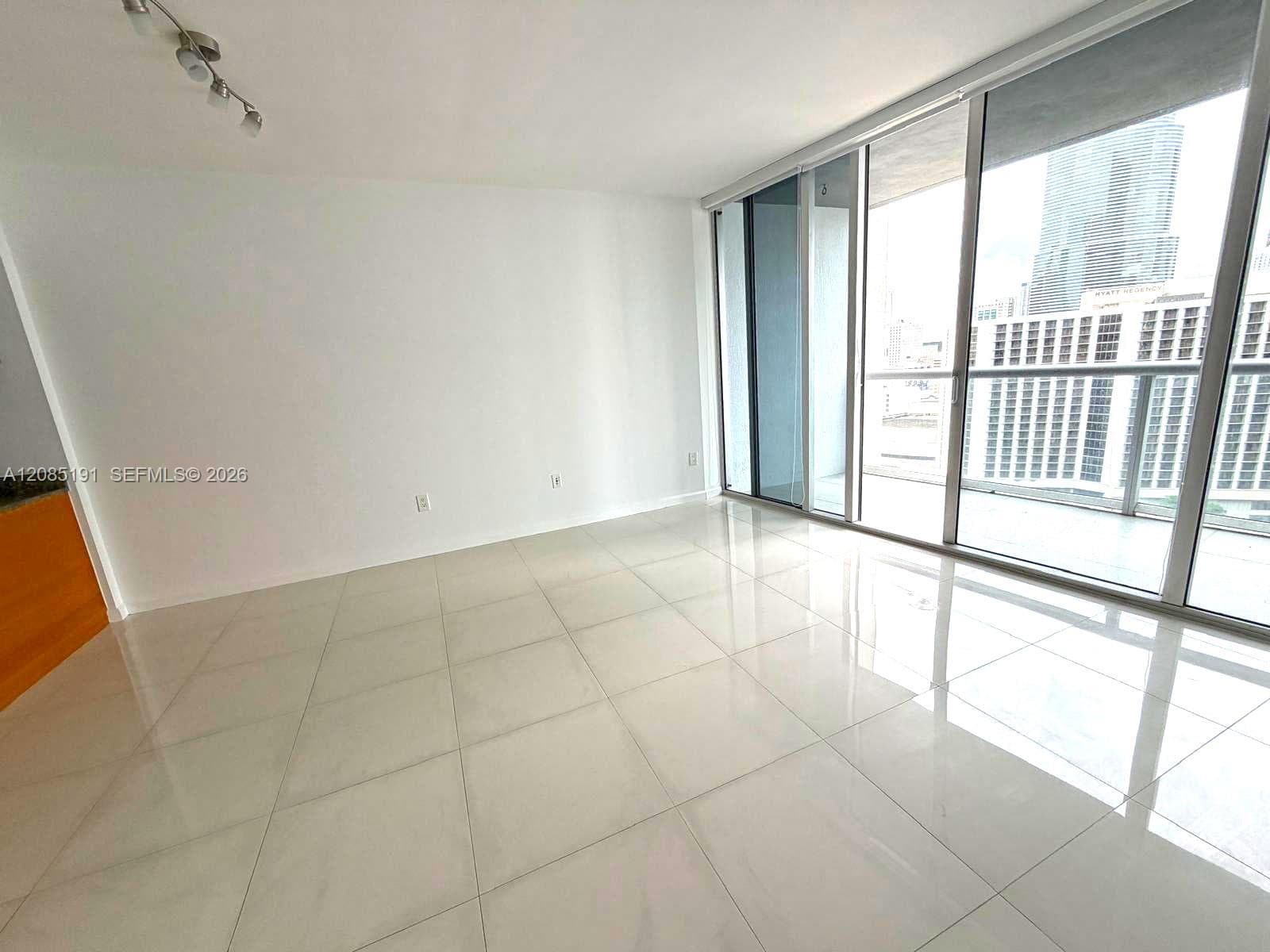 Icon Brickell I · #2303 in Miami - Photo 6