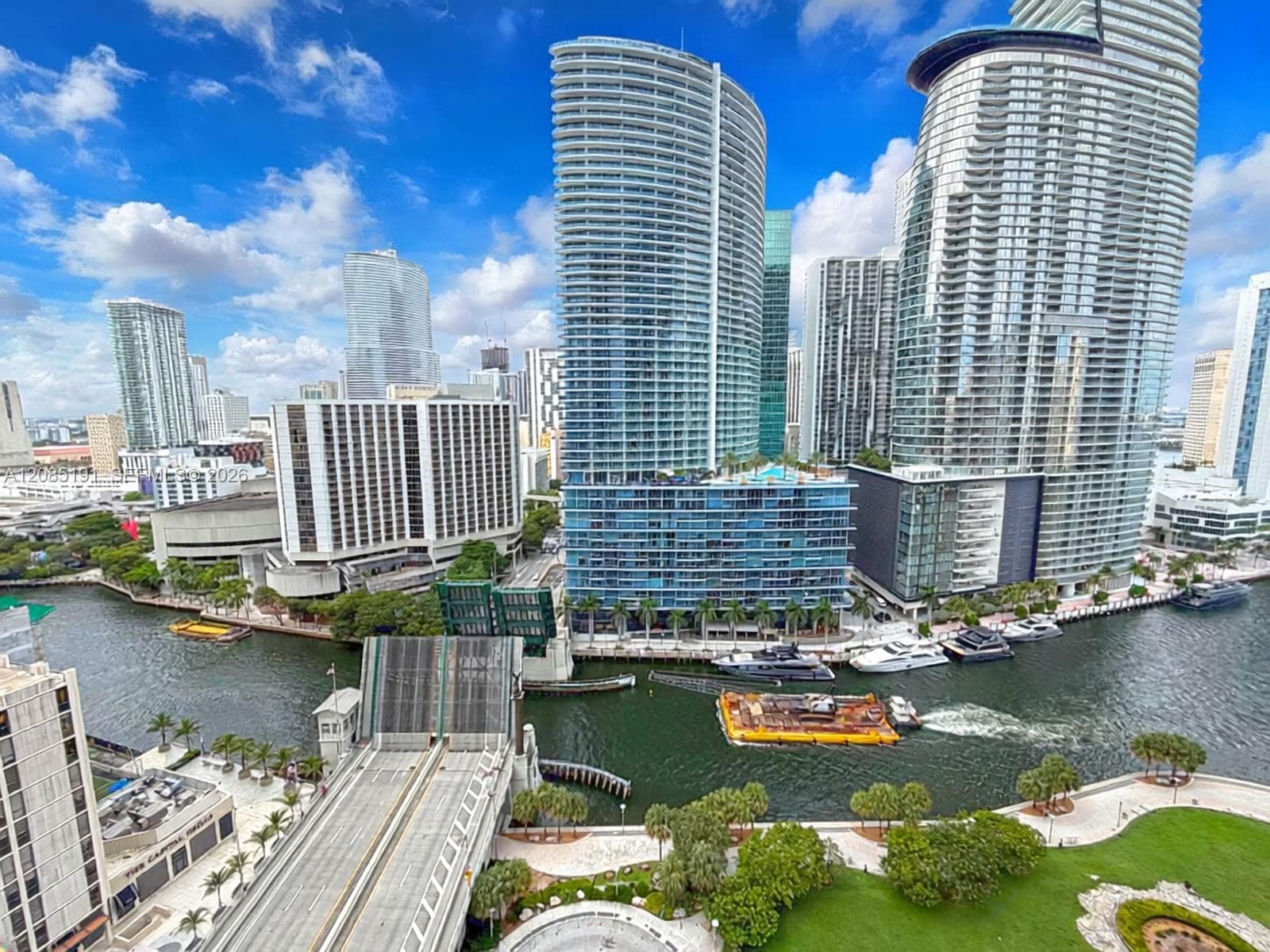 Icon Brickell I · #2303 in Miami - Photo 3