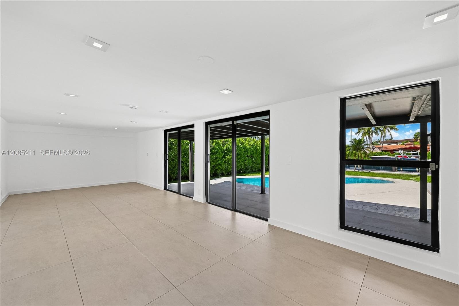 536 Hibiscus Dr #. photo 7