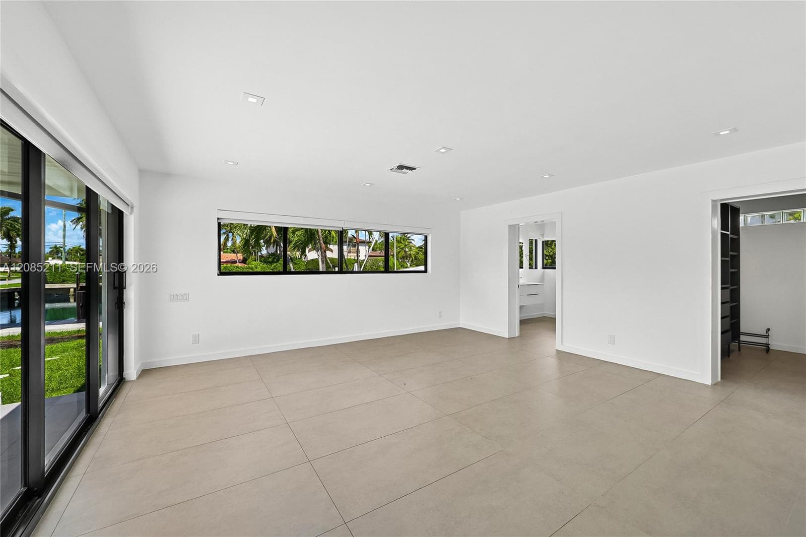 536 Hibiscus Dr #. photo 10