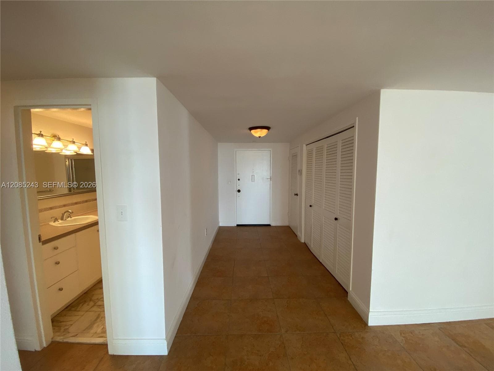 CORINTHIAN CONDO · #5G in Miami Beach - Photo 4