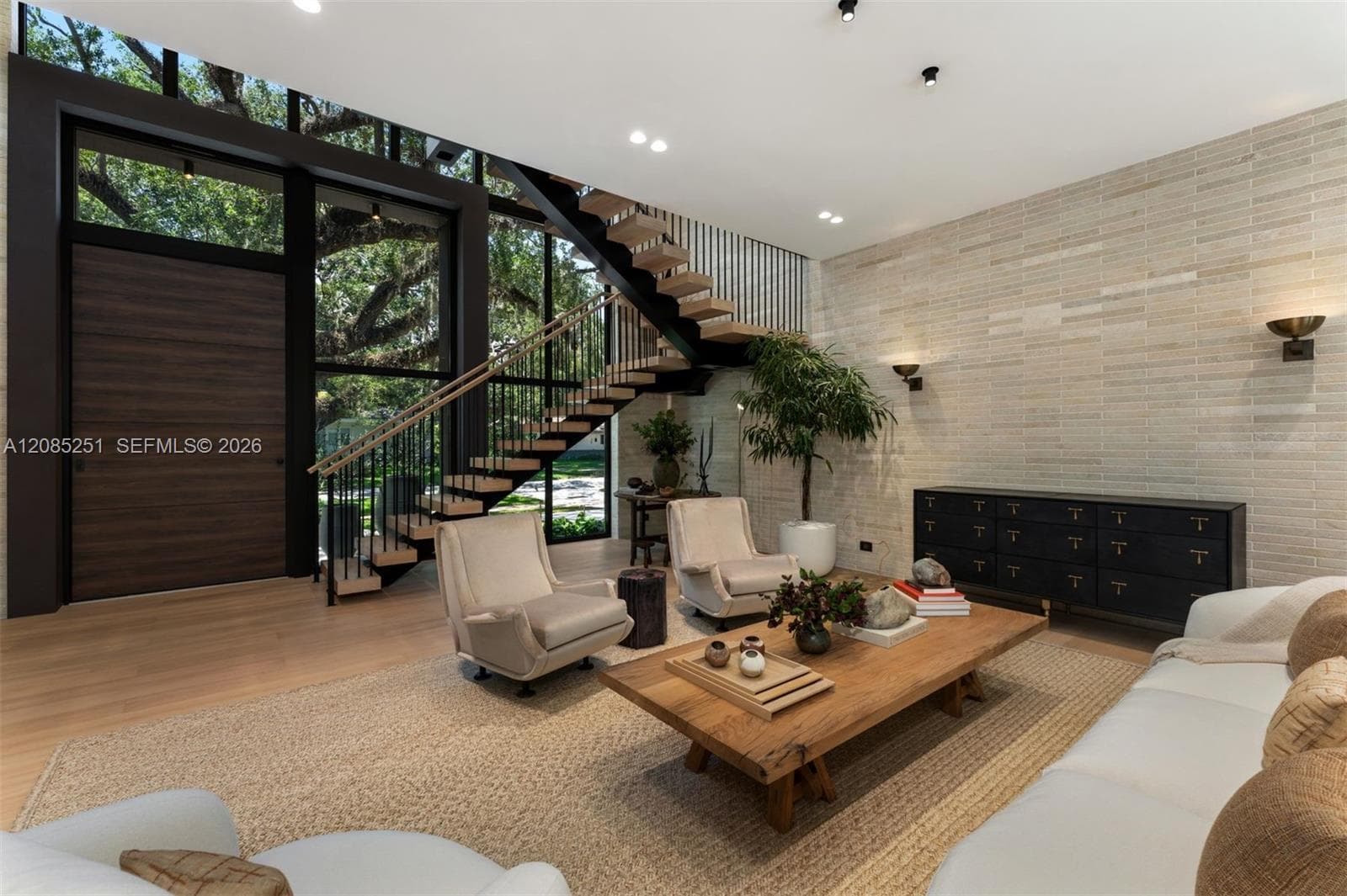 418 Castania Ave photo 5