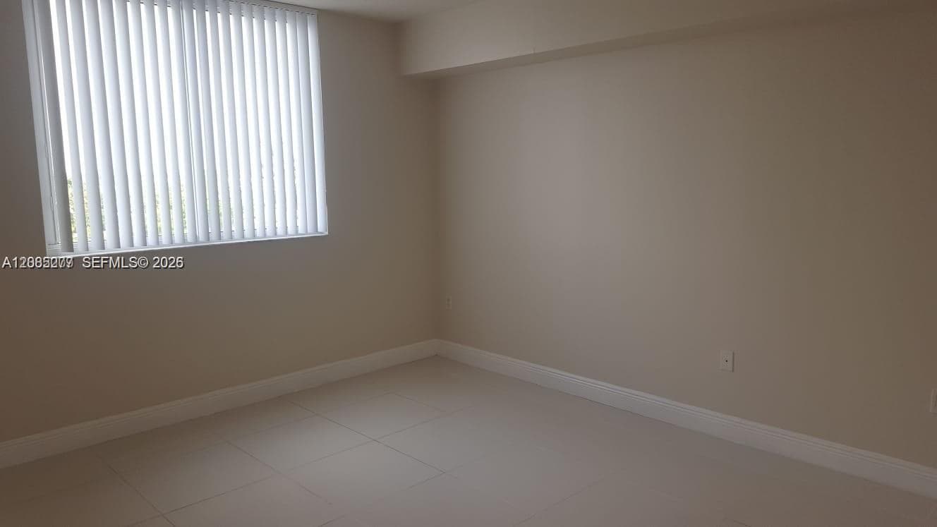TERRAZAS RIVERPARK VILLAG · #804 in Miami - Photo 10