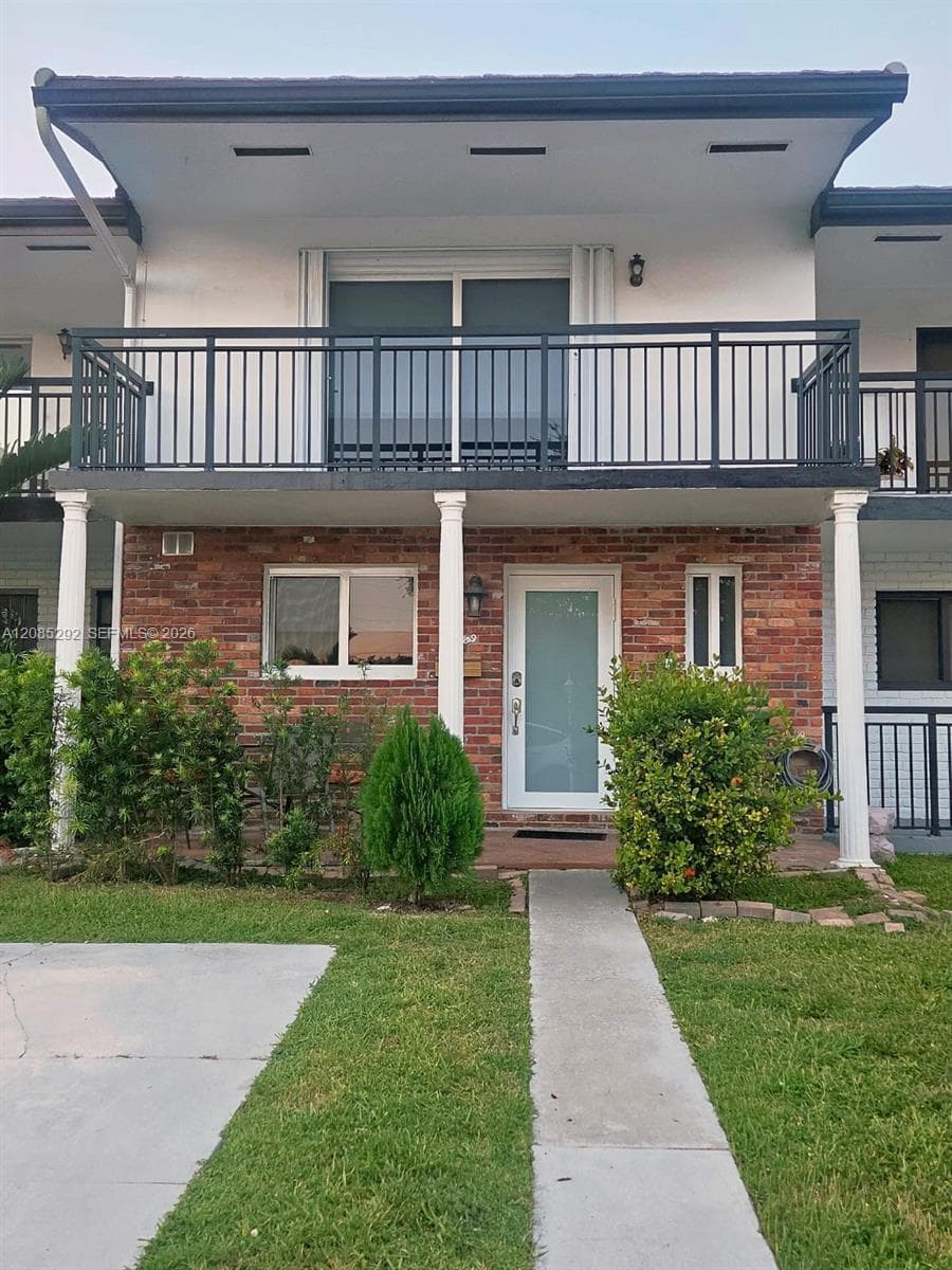 2109 NE 122nd street #2109 photo 1