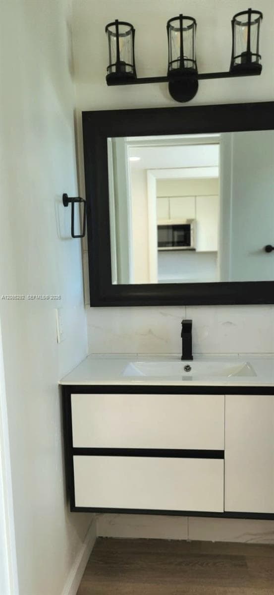 1/2 bathroom, first floor