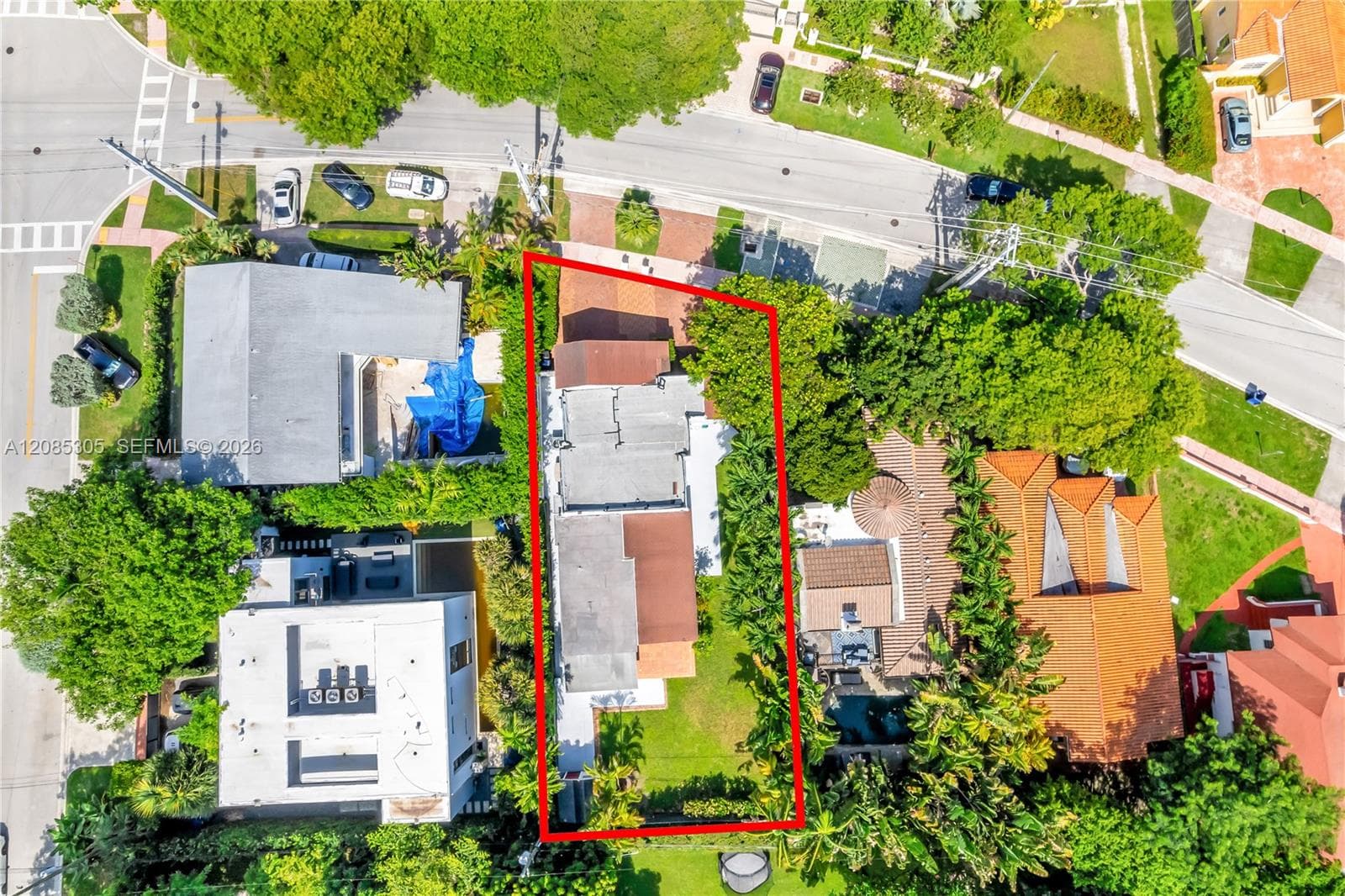 3719 Sheridan Ave photo 2