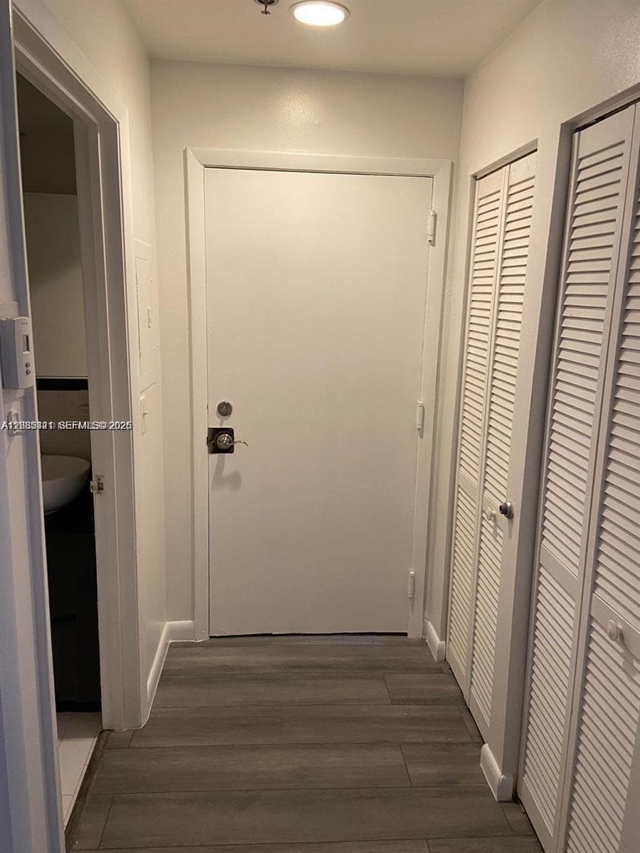 DORANN CONDO · #101 in Miami Beach - Photo 3