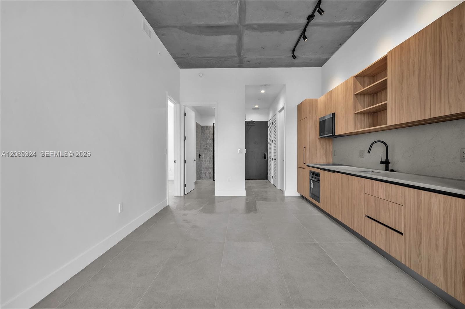 DONMOORE VILLA AMD PL · #201 in Miami - Photo 12