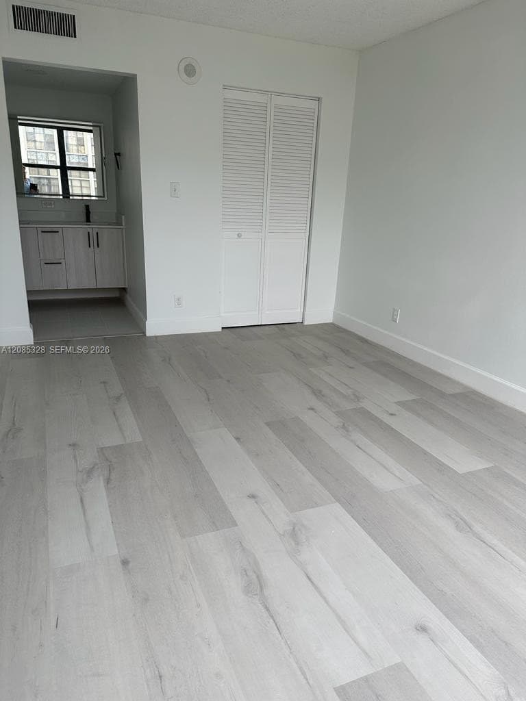 PLAZA OF AMERICAS CONDO 4 · #726 in Sunny Isles Beach - Photo 7