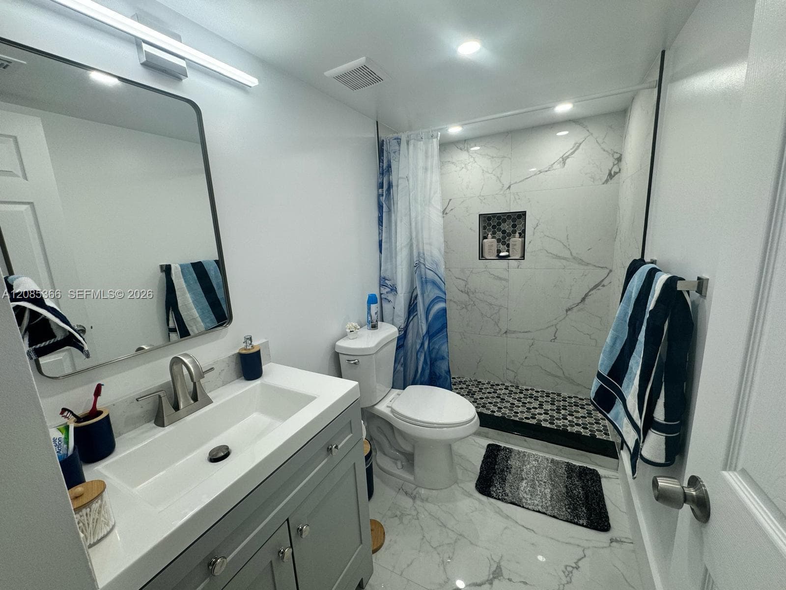 WATERVIEW CONDO · #17-305 in Miami - Photo 9