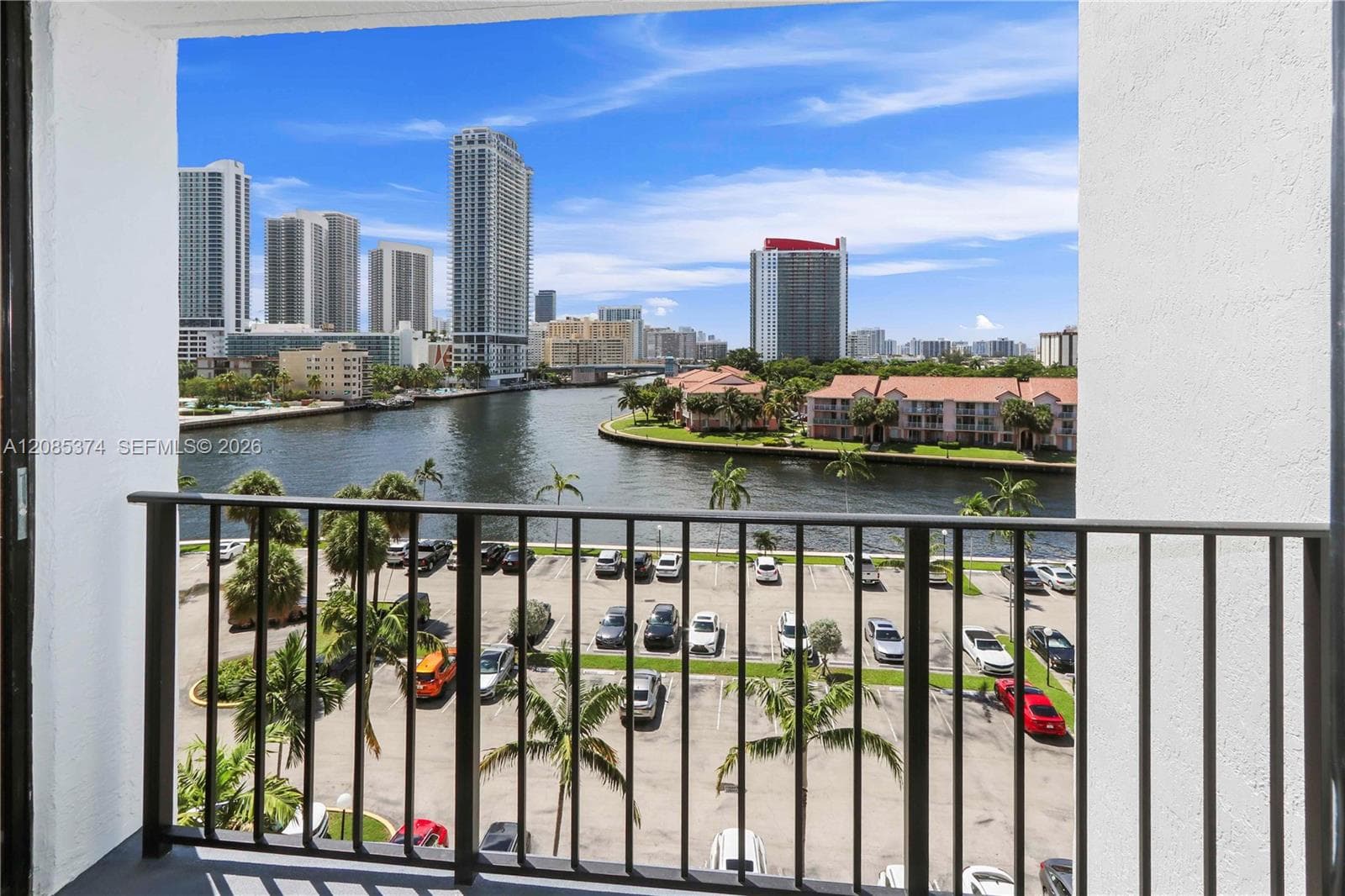 TOWERS OF OCEANVIEW · #724 in Hallandale Beach - Photo 10
