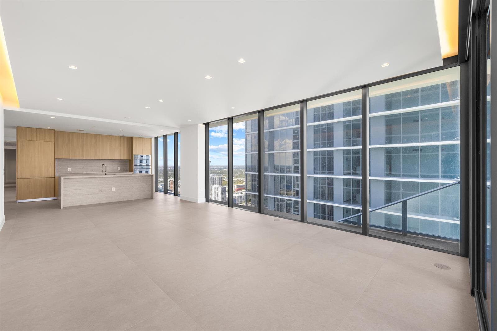 Living/Kitchen