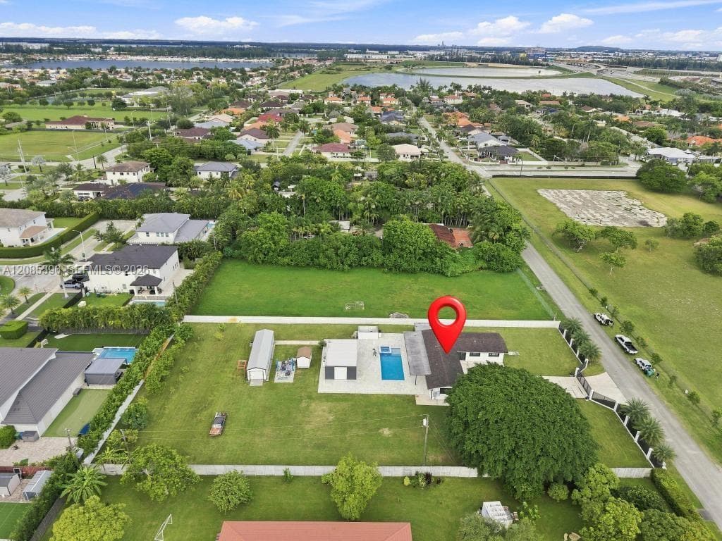 100 NW 120th Ave photo 45