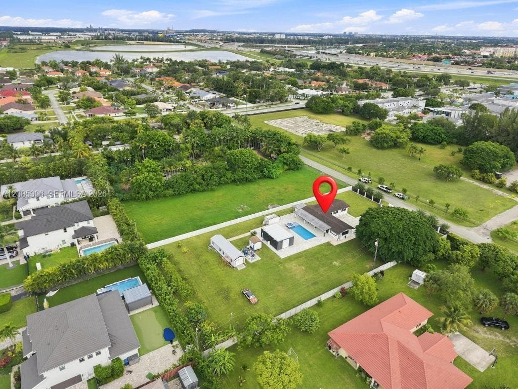 100 NW 120th Ave photo 44