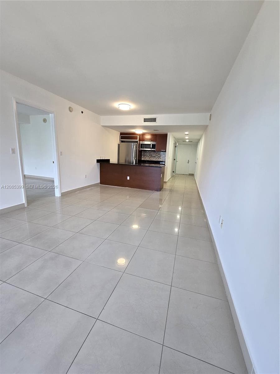 BEACH CLUB THREE CONDO · #409 in Hallandale Beach - Photo 9