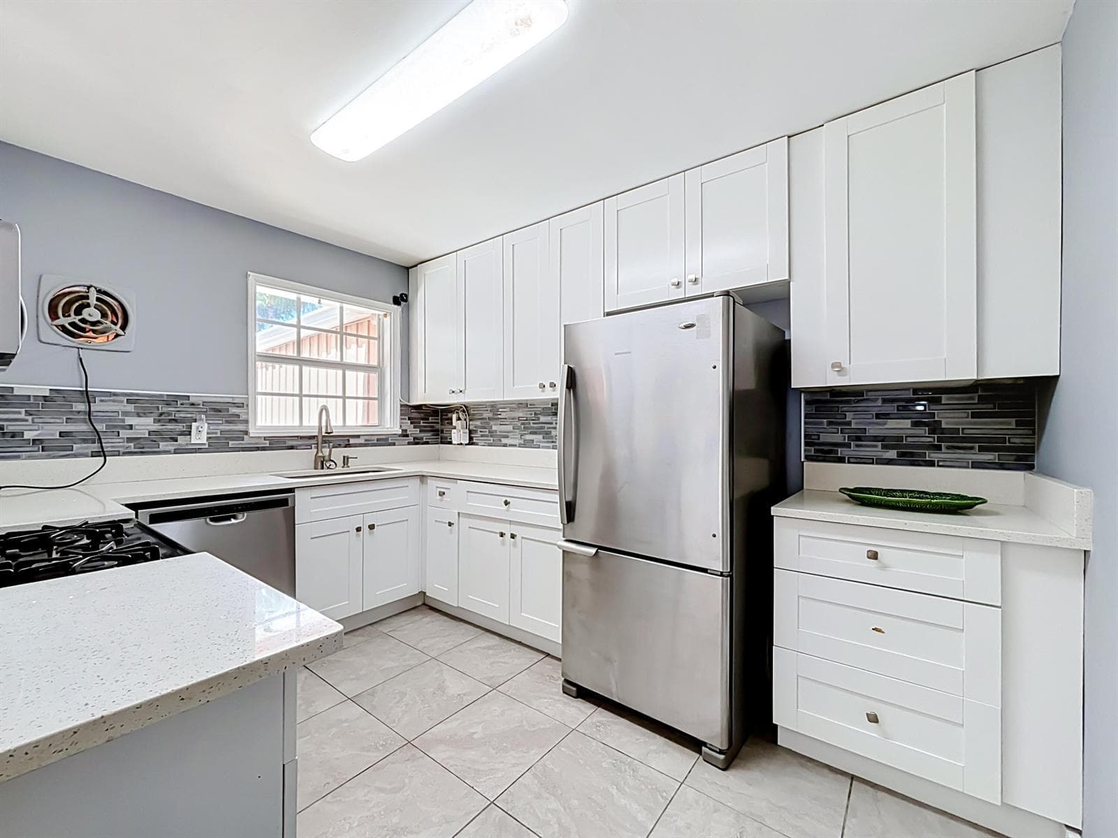 427 37th Street-26