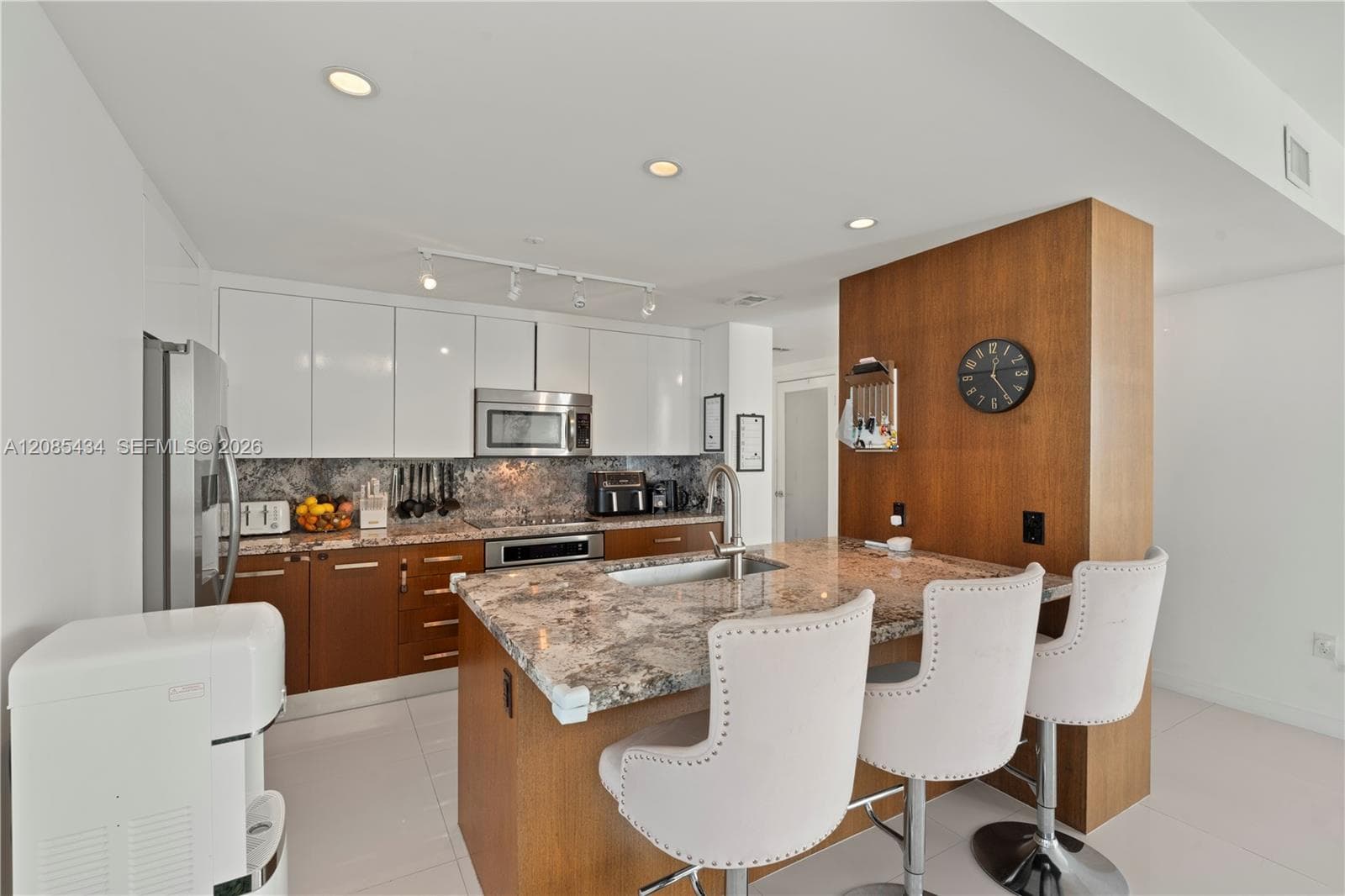 CIELO ON THE BAY CONDO · #1401 in North Bay Village - Photo 11