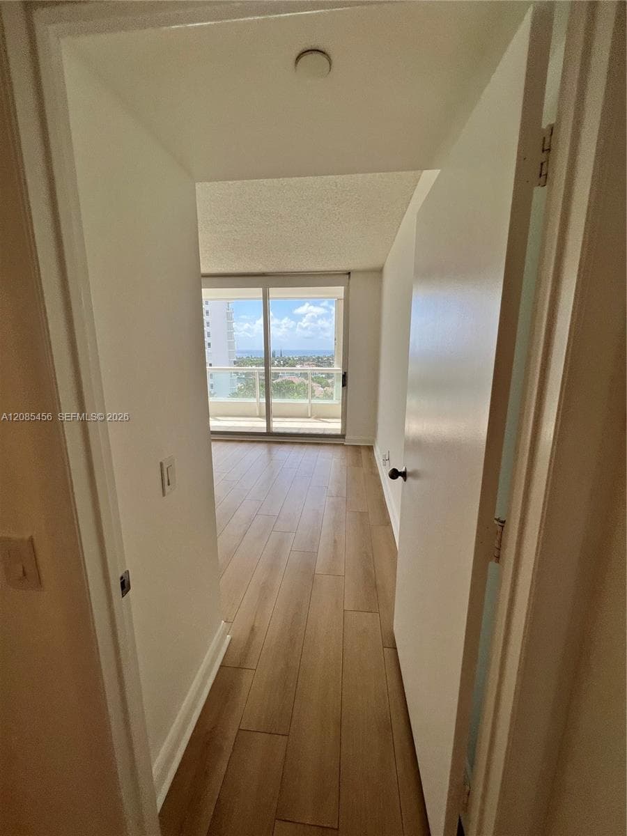 SOUTH TOWER AT THE POINT · #1206 in Aventura - Photo 53