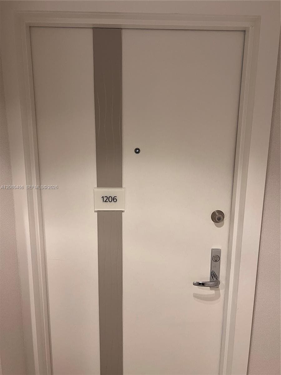 SOUTH TOWER AT THE POINT · #1206 in Aventura - Photo 3