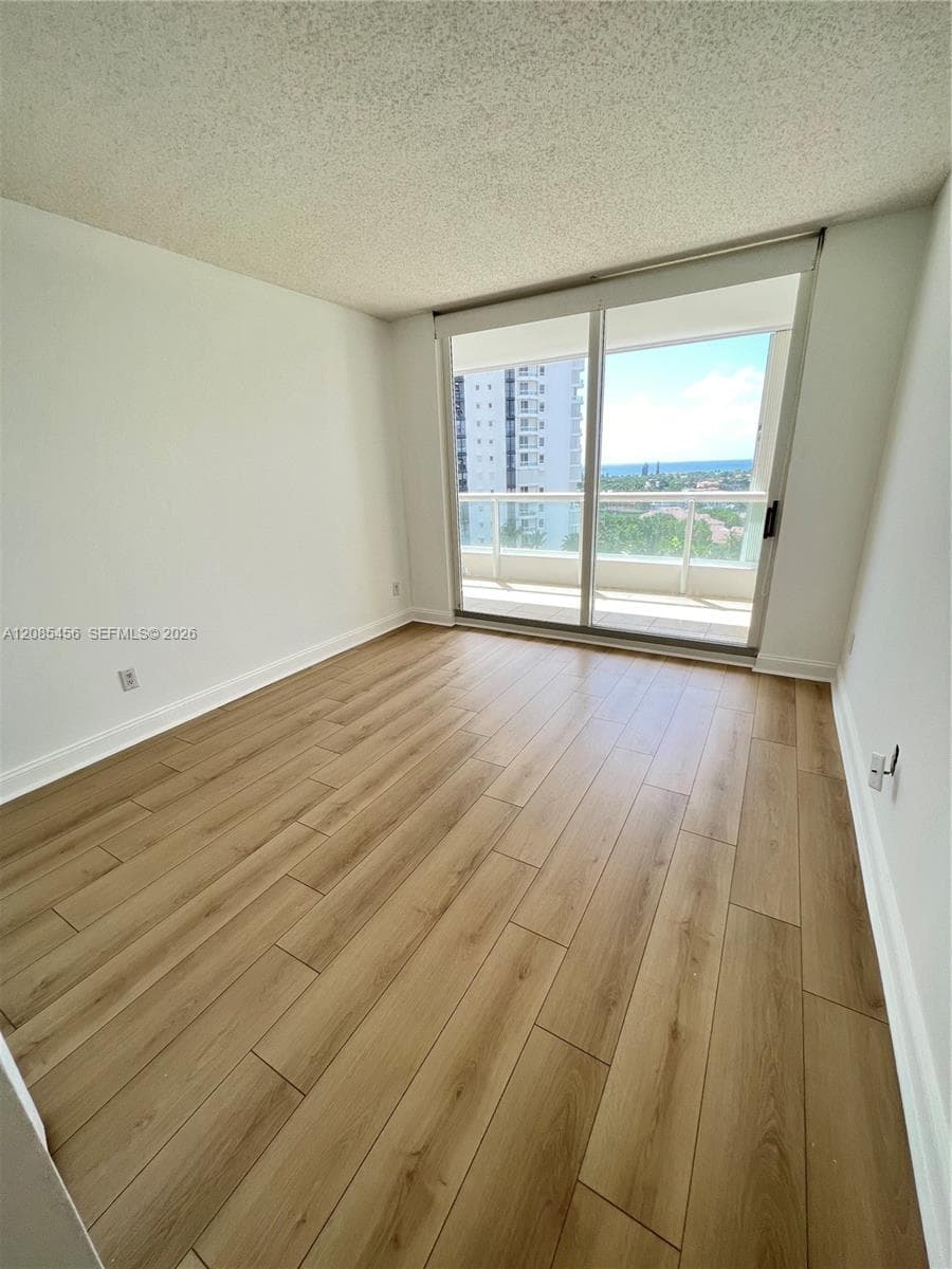 SOUTH TOWER AT THE POINT · #1206 in Aventura - Photo 55
