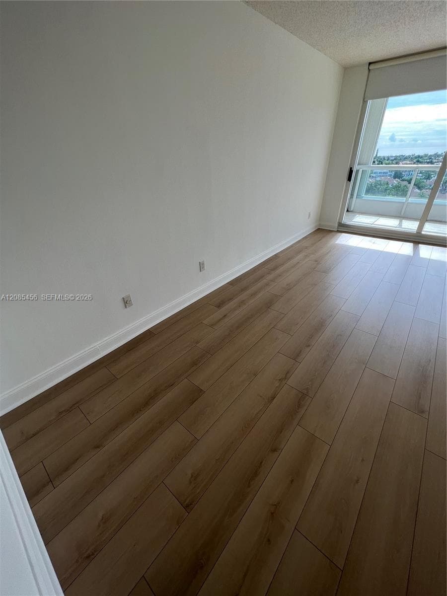 SOUTH TOWER AT THE POINT · #1206 in Aventura - Photo 37