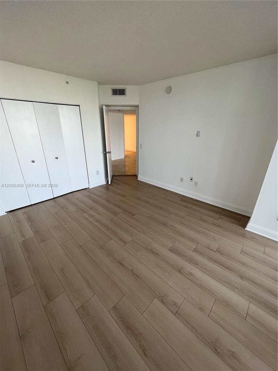 SOUTH TOWER AT THE POINT · #1206 in Aventura - Photo 40