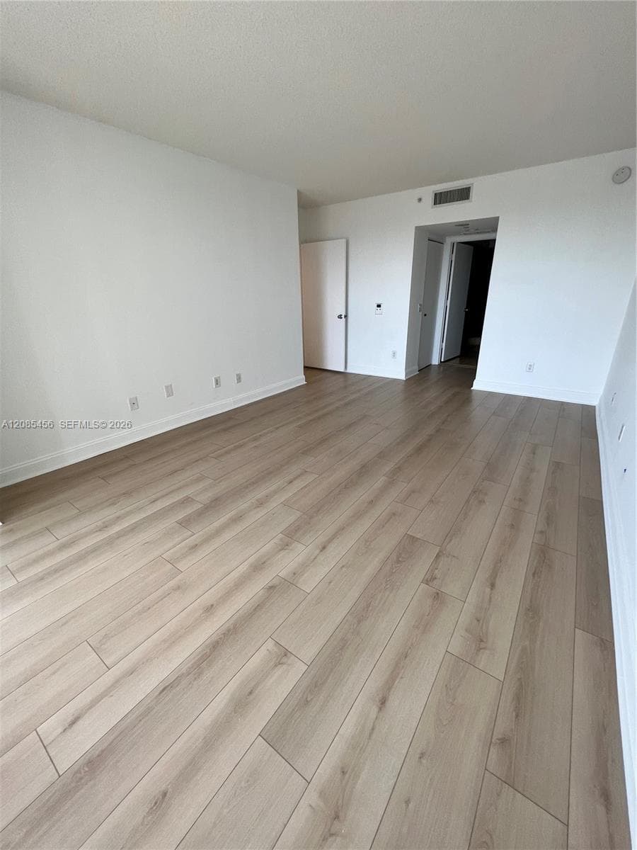 SOUTH TOWER AT THE POINT · #1206 in Aventura - Photo 60