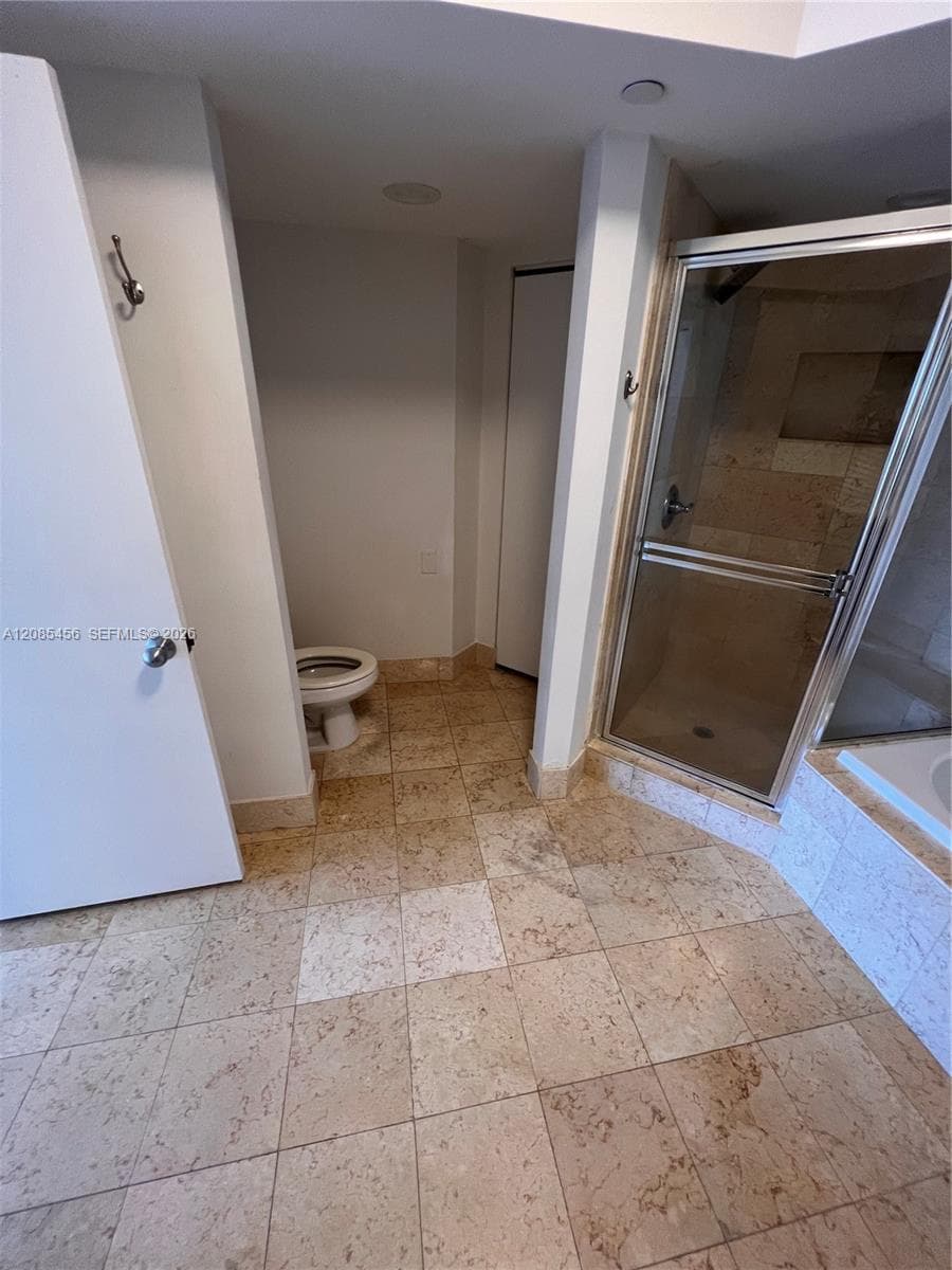 SOUTH TOWER AT THE POINT · #1206 in Aventura - Photo 29
