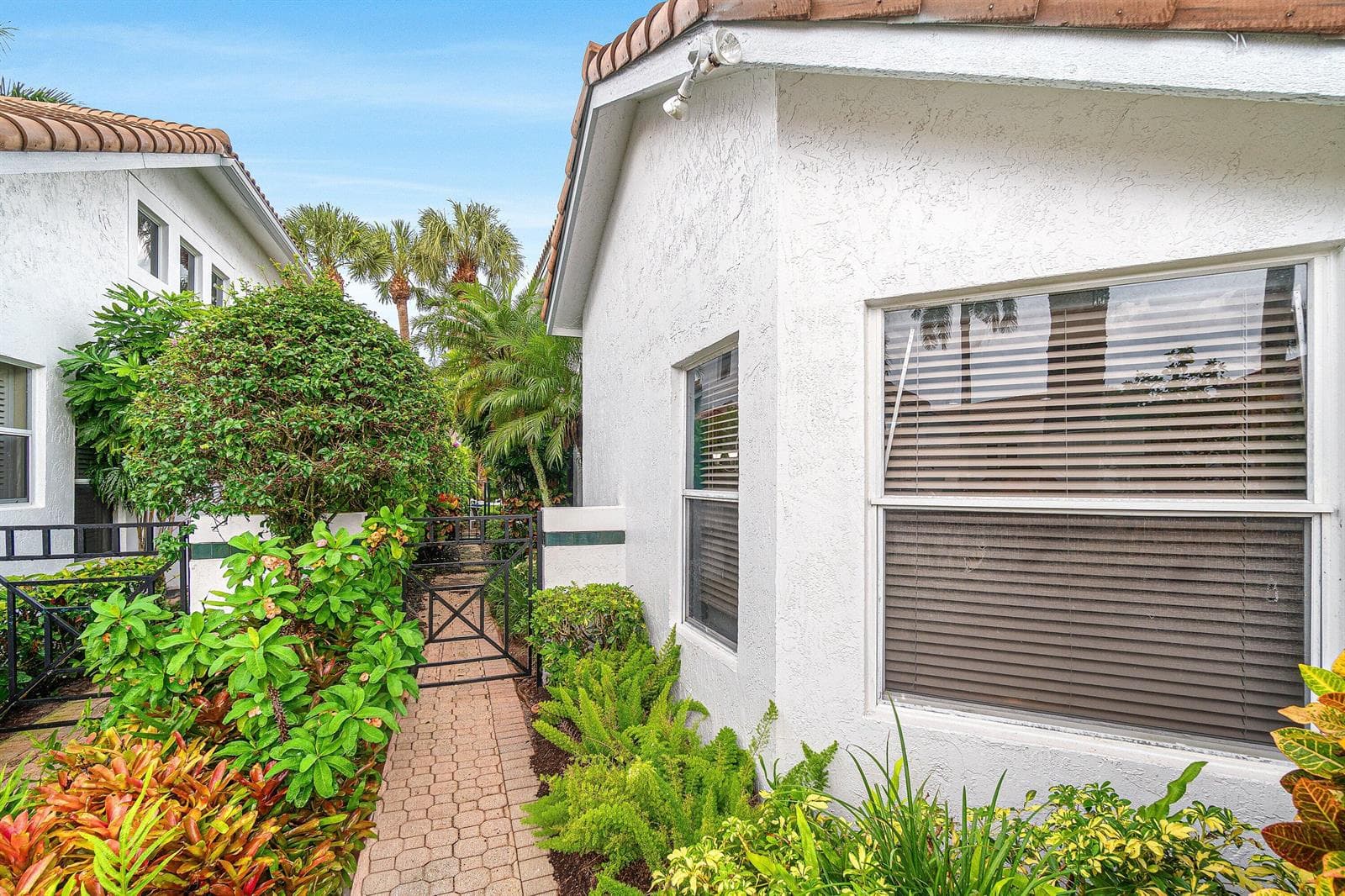 004-2281Northwest62ndDrive-BocaRaton-FL-